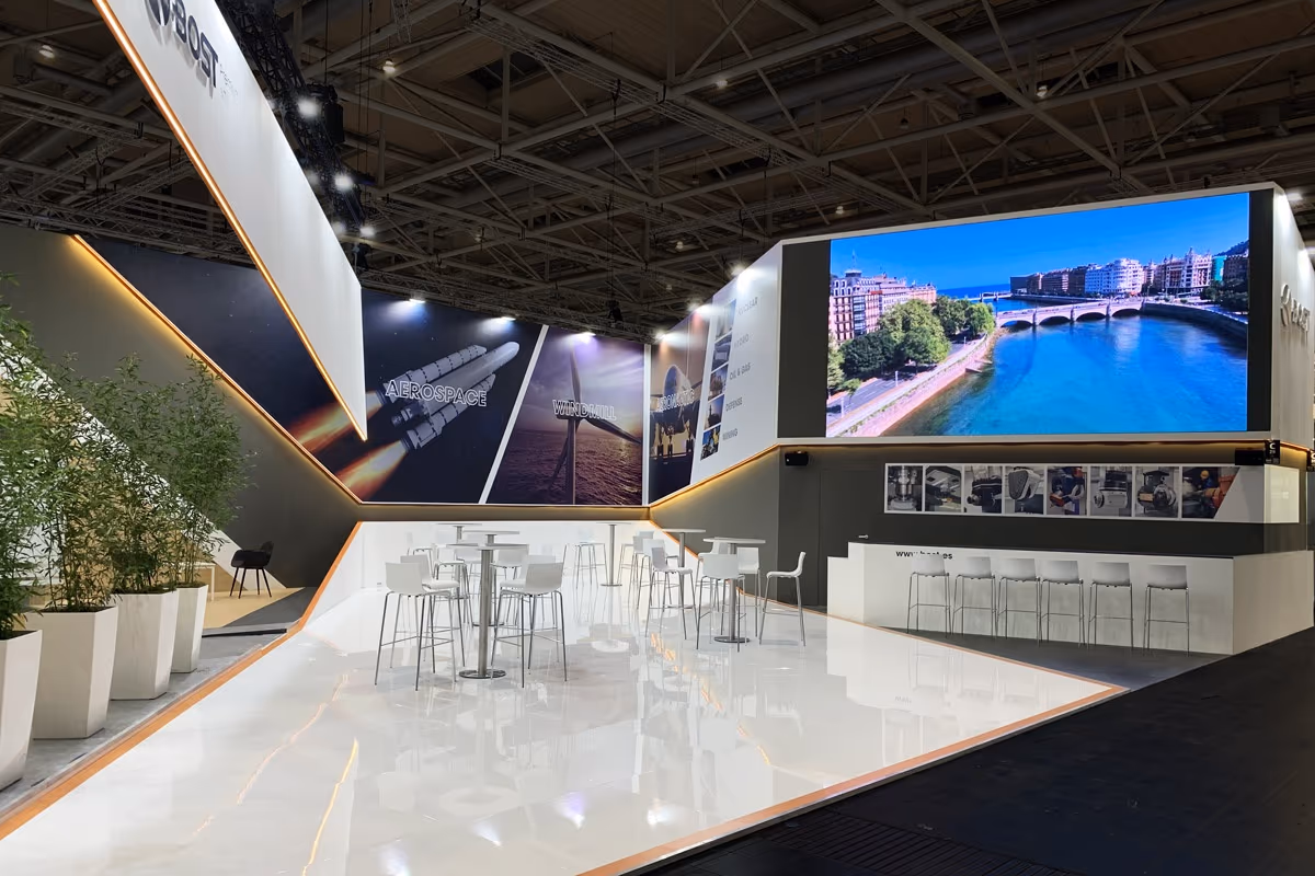 DES Málaga 2026: Microarquitectura Experiencial y Diseño de Flujo Humano en el Pabellón de FYCMA